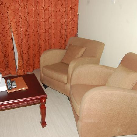 Al Amwaj Hotel Sharjah Buitenkant foto