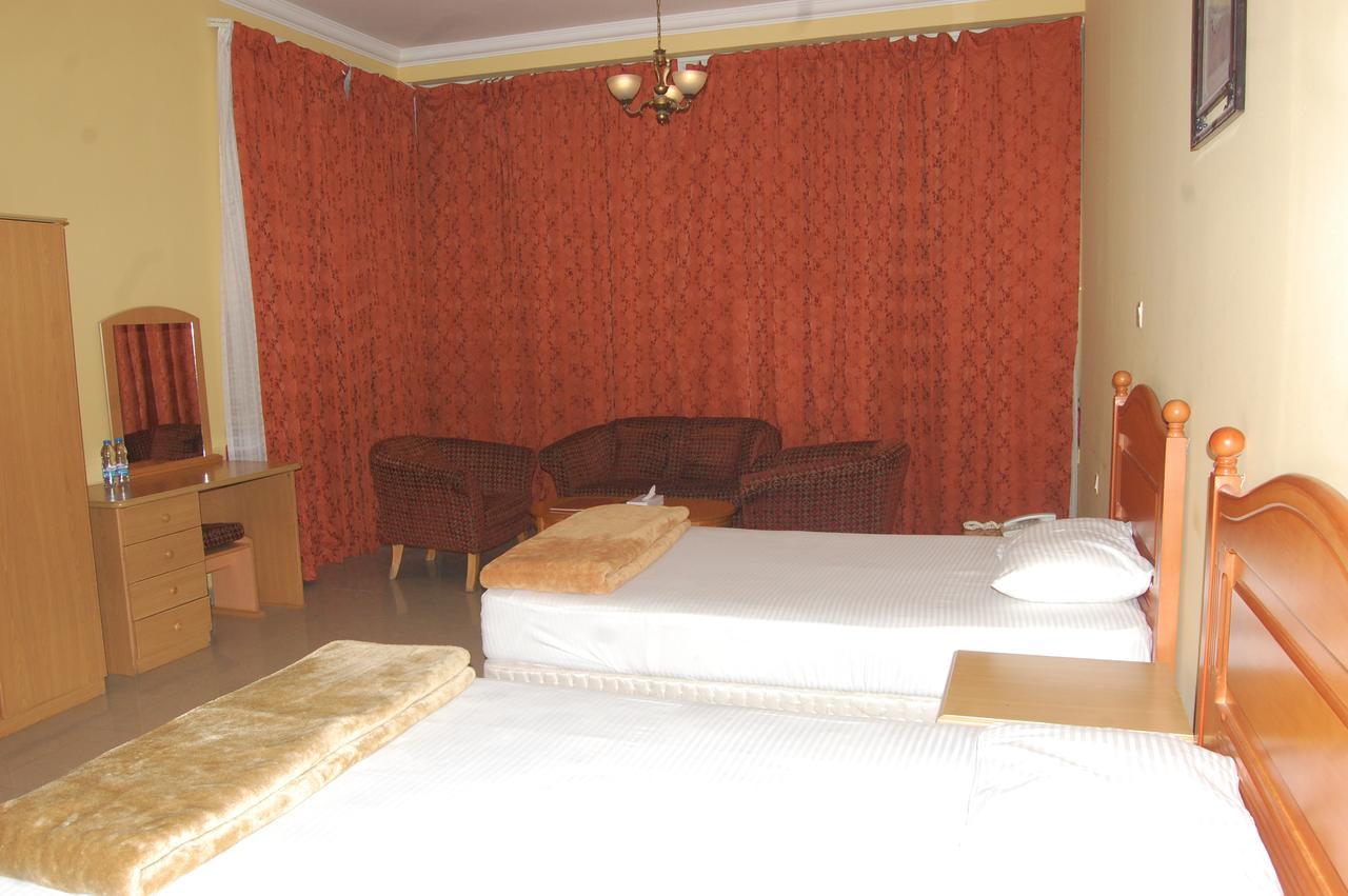 Al Amwaj Hotel Sharjah Buitenkant foto